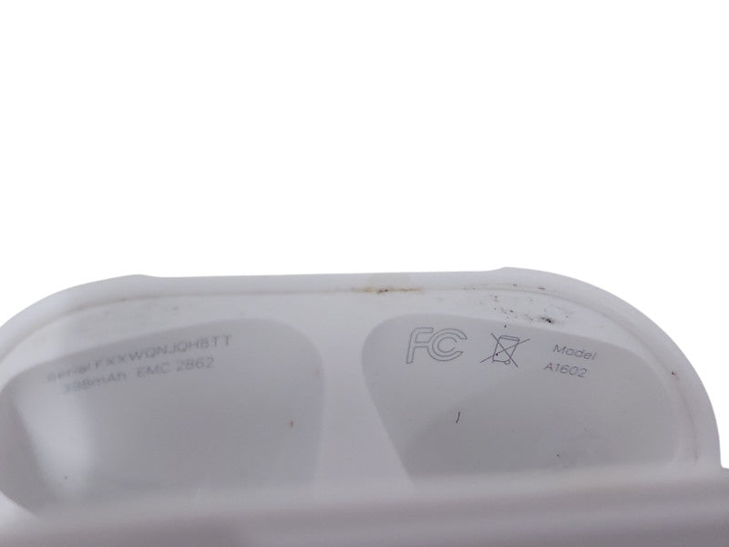 Apple AirPods 1st Gen A1602 Bluetooth Earbuds with Case  _