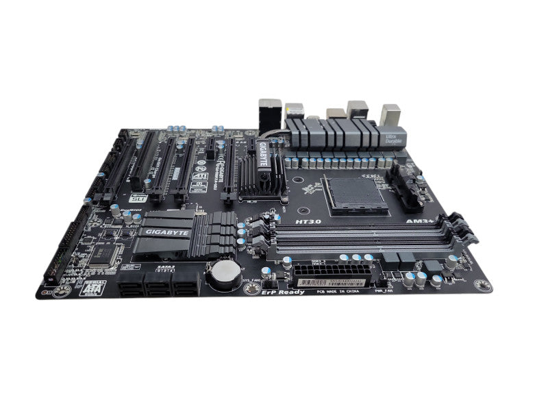 GIGABYTE GA-990FXA-UD3 AM3+ ATX Motherboard %