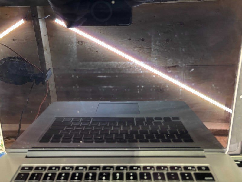 Apple MacBook Pro retina 15" Mid 2015 i7-4870HQ 16GB RAM 256GB SSD