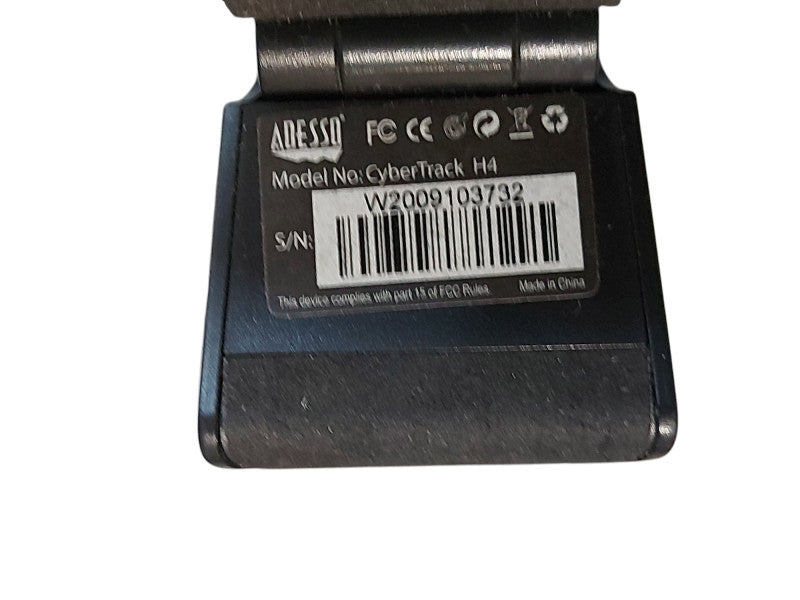 ADESSO CYBERTRACK H4 USB 2.0 WebCam with Built-in Microphone