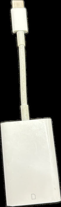 Apple USB-C to SD Card Reader