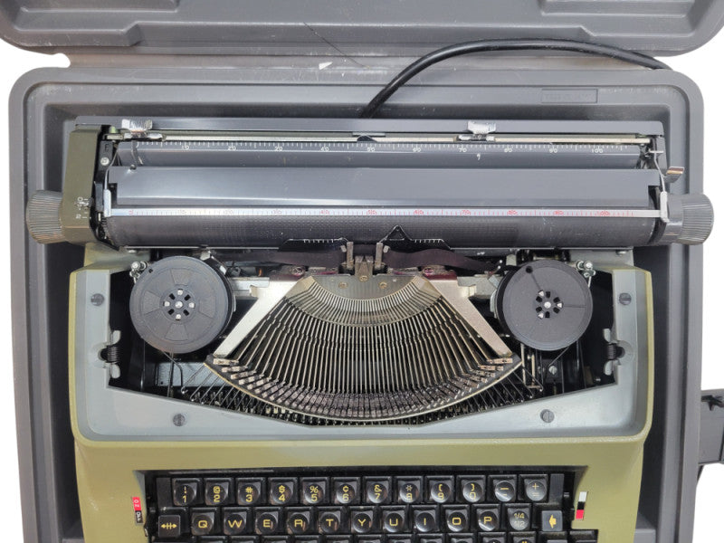Eaton Viking Model SP-8600 Electric Typewriter - Made in Japan %