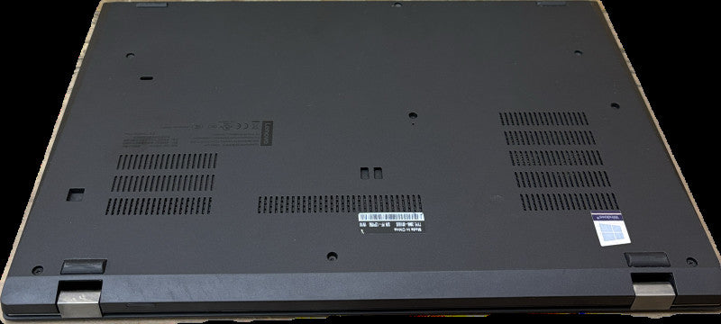 Lenovo thinkPad P53s i7-8565U@1.8 QUADRO P520 2GB GPU 16GB RAM 512SSD READ!  Lap200