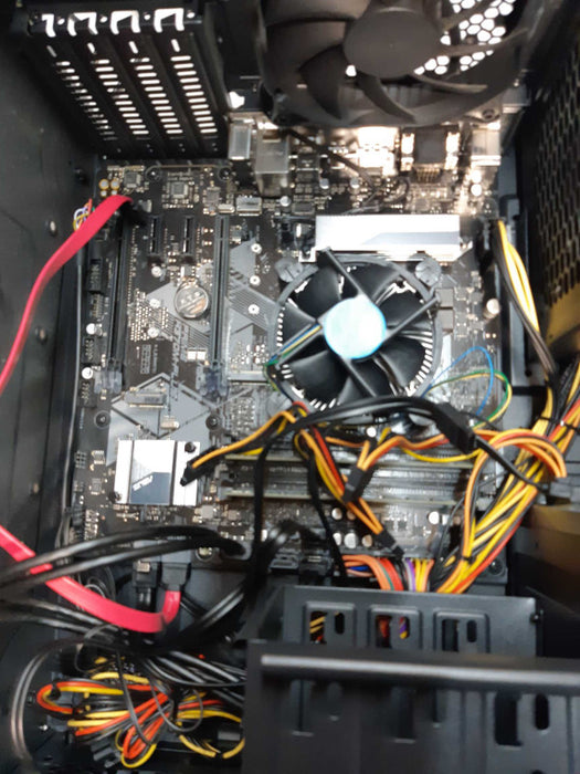 Antec Custom Tower i3-8100 3.60 GHz 8GB DDR4, NO HDD