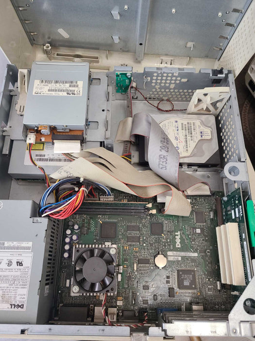 Dell Optiplex GX110 Pentium III 667Mhz 64MB RAM 20GB HDD, READ _