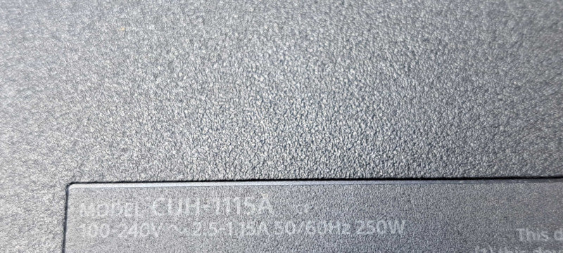 Sony PlayStation 4 PS4 500GB Console  CUH-1115A W/ 2x Controllers