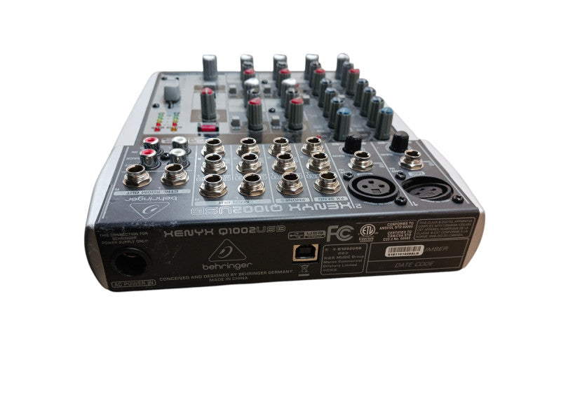 Behringer Xenyx Q1002USB Mixing Console / Interface