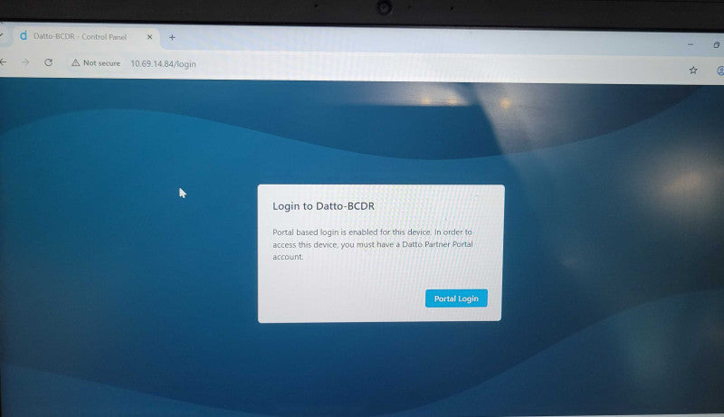 Datto S3B3000 4-Bay NAS Xeon D-1521 32GB DDR4 1x 120GB SSD + 3x 2TB HDDs _