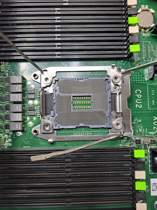 Dell PowerEdge R730 Barebones NO CPU/RAM/HDD/RAID | 2x 1100W *READ*