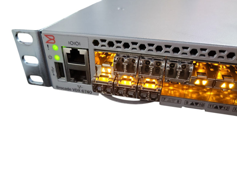 Brocade Networks BR-VDX6740-24-R 48x 10G SFP+ +4x 40Gb QSFP+ Switch, READ !