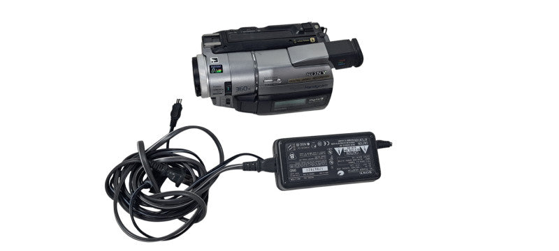 Sony DCR-TRV315 DCR-TRV310 Digital8 Camcorder  | READ