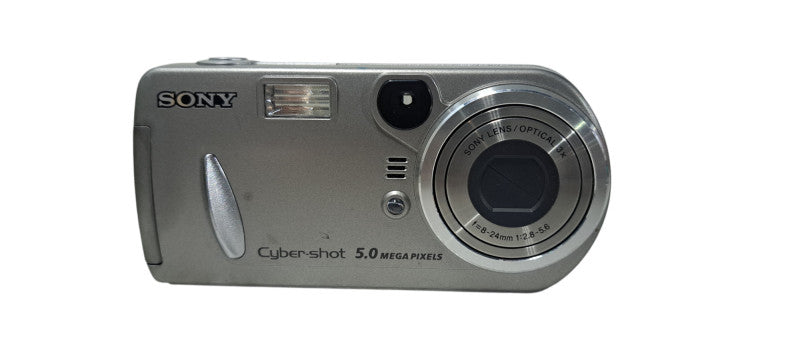 Sony Cybershot DSC-P92 5.0MP Digital Camera