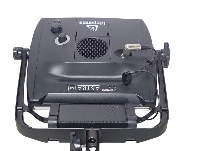 Litepanels Astra 6X Bi-Color 3200K-5600K LED Panel with hard case _