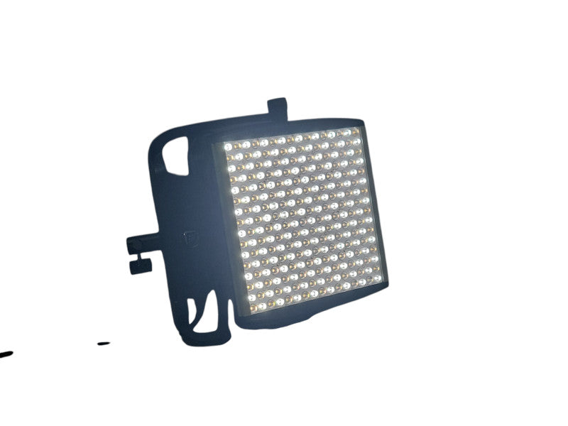 Litepanels Astra 6X Bi-Color 3200K-5600K LED Panel with hard case _