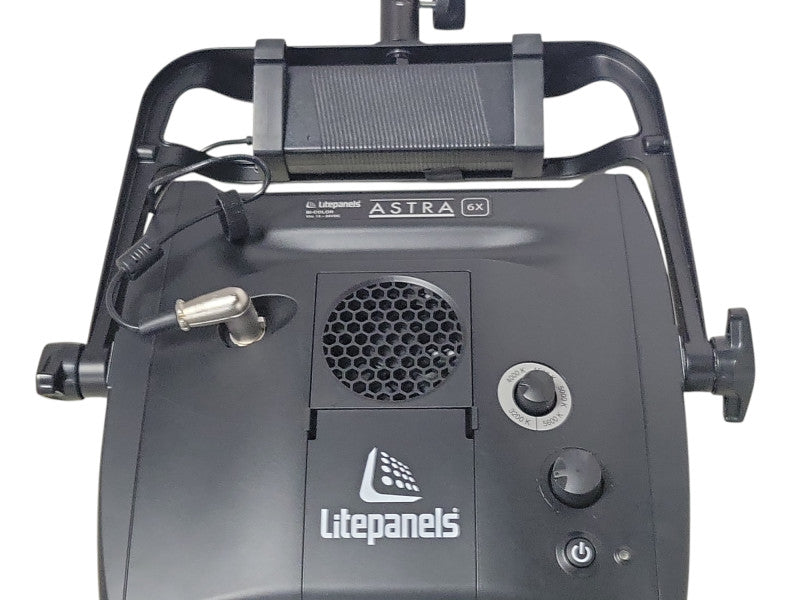 Litepanels Astra 6X Bi-Color 3200K-5600K LED Panel with hard case _