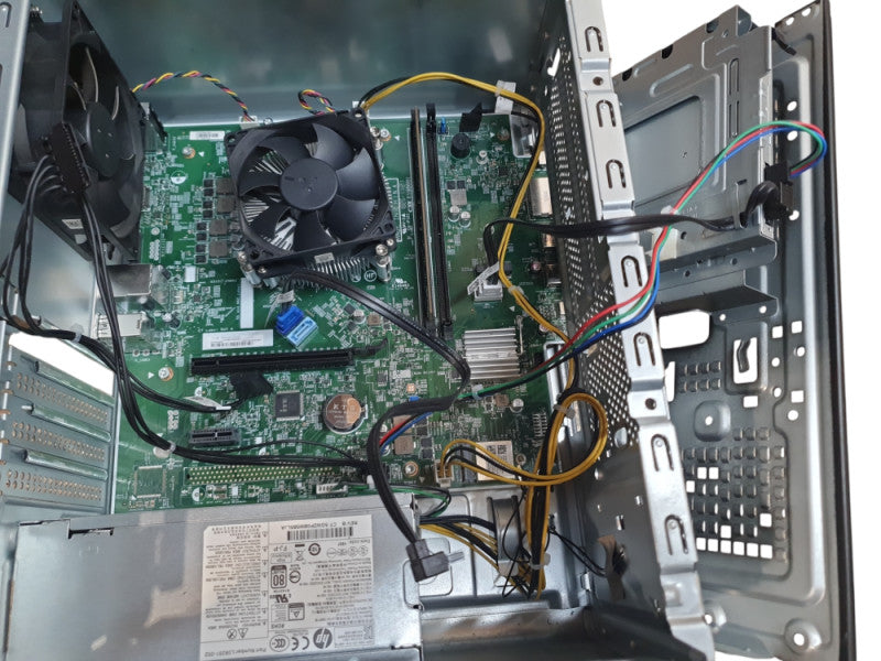 HP Pavilion 590 Tower Ryzen 5 2400G 3.6GHz 8GB RAM - No HDD