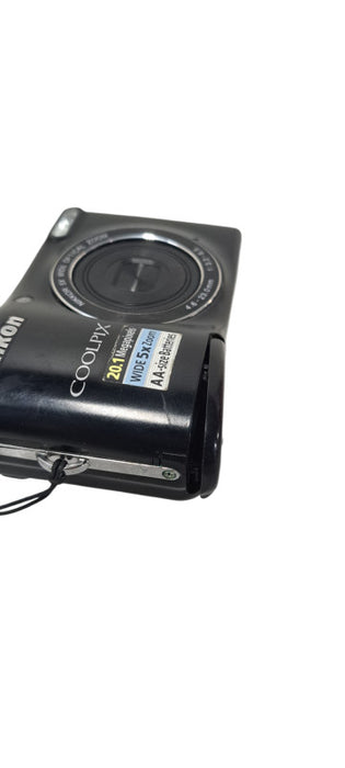 Nikon Coolpix L32 20.1MP Compact Camera | READ