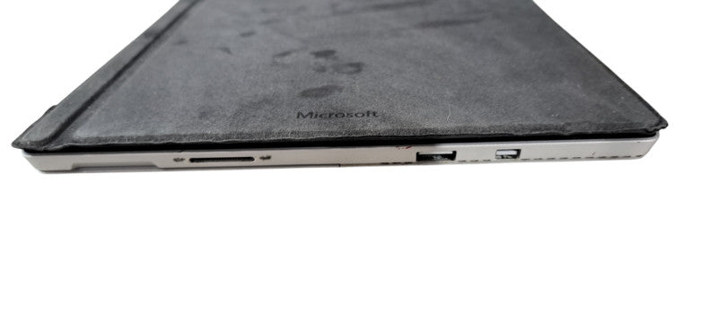 Microsoft Surface Pro 4 1724| i5-6300U|4GB RAM|128GB SSD