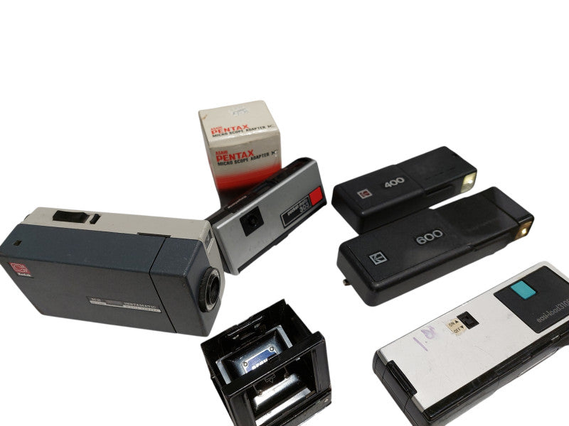 Bundle of Vintage Cameras , 1-Polaroid , 3-Kodak , 1-Sears, 1-Keystone =