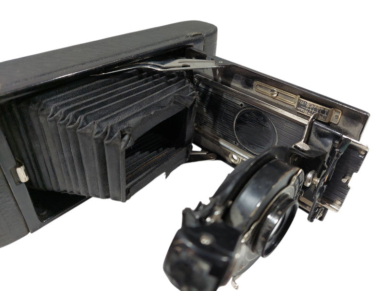 Vintage 1930's Kodak Eastman Model: 1A Folding Autographic Bellows Camera  =