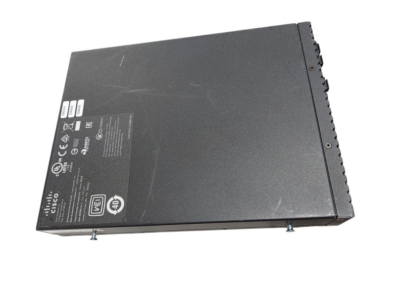 Cisco vEdge 1000 Model: VEDGE-1000-AC-K9 V01 Q=