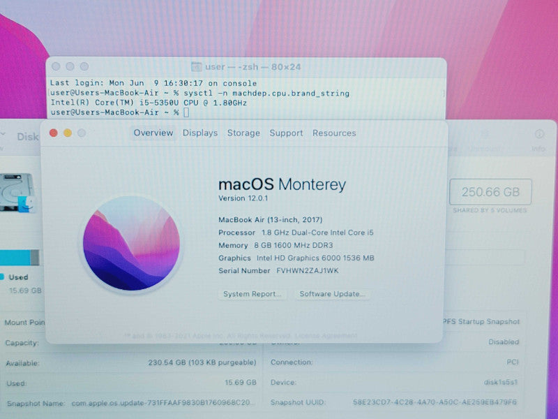 Apple Macbook Air 2017 13" 2-Core i5-5350U @ 1.8GHz 8GB DDR3 250GB SSD (