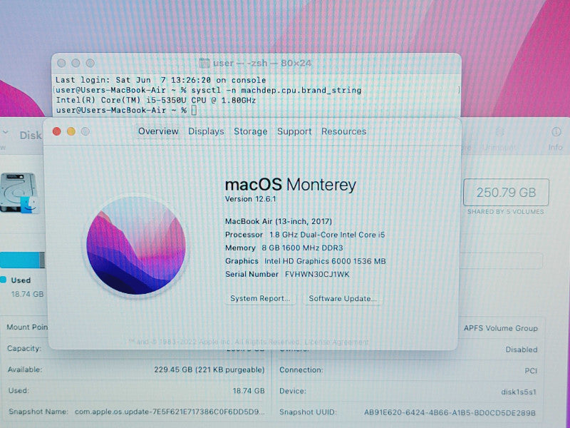 Apple Macbook Air 2017 13" 2-Core i5-5350U @ 1.8GHz 8GB DDR3 250GB SSD (