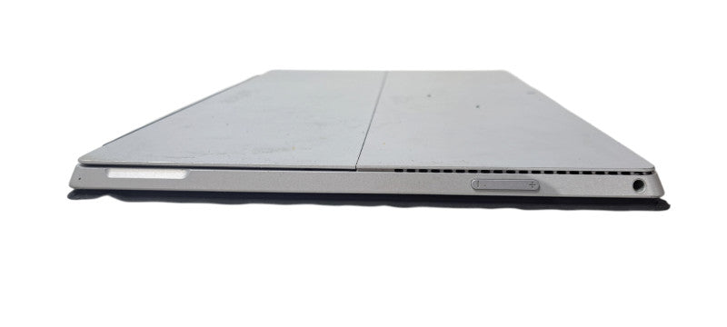Microsoft Surface i5-4300U| 4GB RAM|120GB SSD|  READ