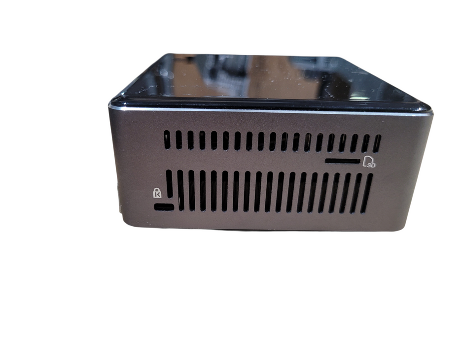 Intel NUC NUC7i7BNH | i7-7567U @3.50GHz 32GB DDR4 256GB NVMe