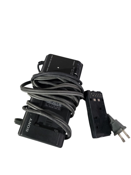 Sony Handycam Video 8mm Camera Recorder CCD-FX410 Charger Battery RFU Adapter