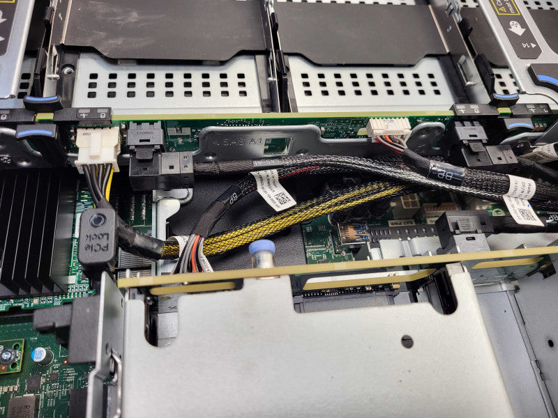 Dell PE R740xd 3.5" 2x Gold 5120 2.2GHz 128GB DDR4 HBA330 Mini Boss-S1 $