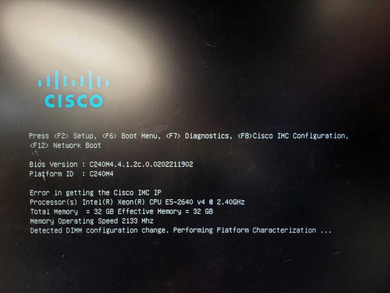 Cisco UCS C240 M4 2U 24x2.5" 2x E5-2640 v4 @ 2.4GHz 32GB DDR4 12G MegaRAID $