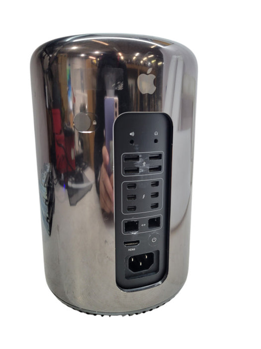 Apple Mac Pro 2013 - Xeon E5-1650 v2 32GB RAM 256GB SSD 2xD500 %