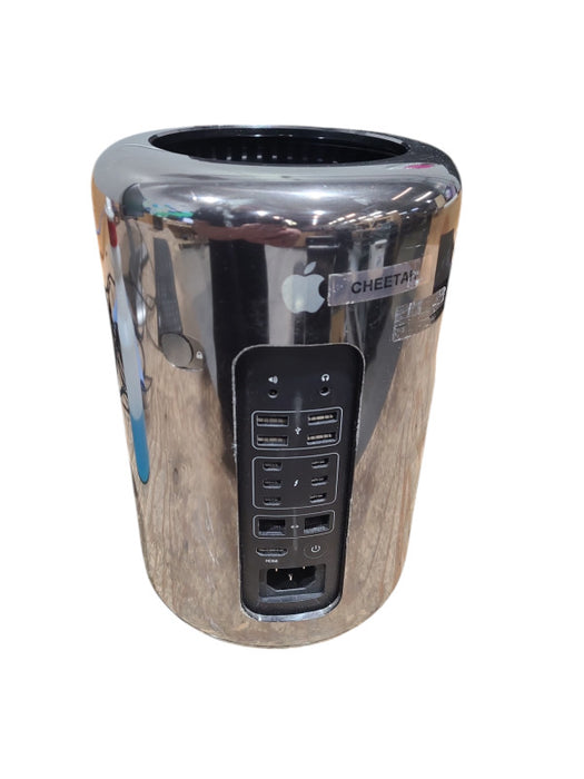 Apple Mac Pro 2013 - Xeon E5-1650 v2 @ 3.5GHz, 16GB RAM, 256GB SSD, 2xD500