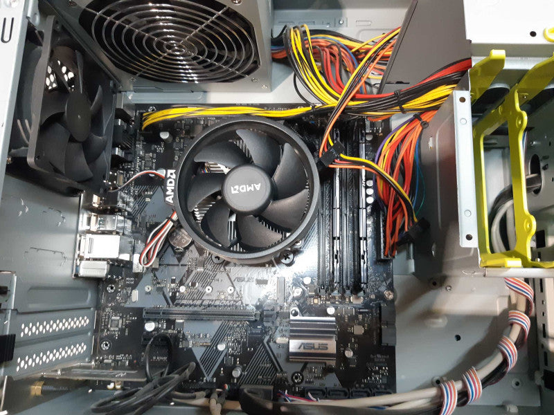 Custom Tower Prime B450M-A AMD Ryzen 5 3400G 3.7 GHz 16GB DDR4 No HDD
