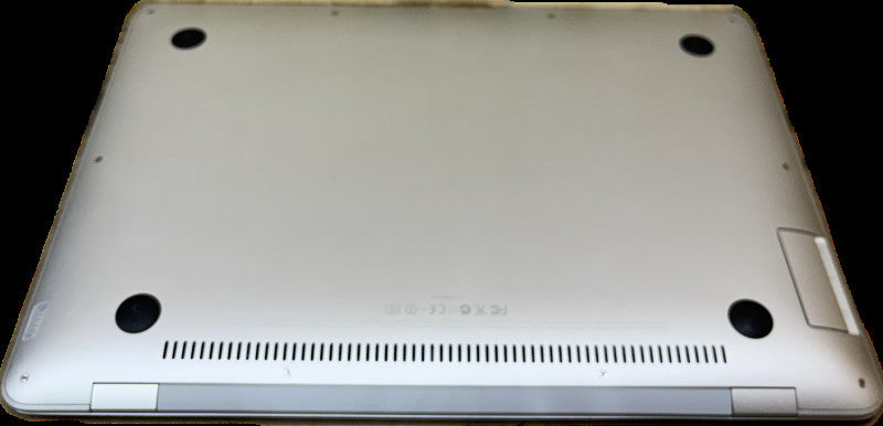 Apple MacBook 13" Air Mid 2009 Core 2 Duo L9400@1.86 2GB RAM 120GB HDD READ
