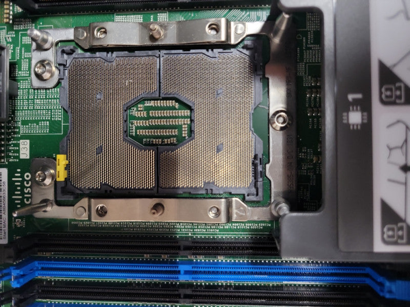 Cisco C220M5 board Chassis with Motherboard, READ _