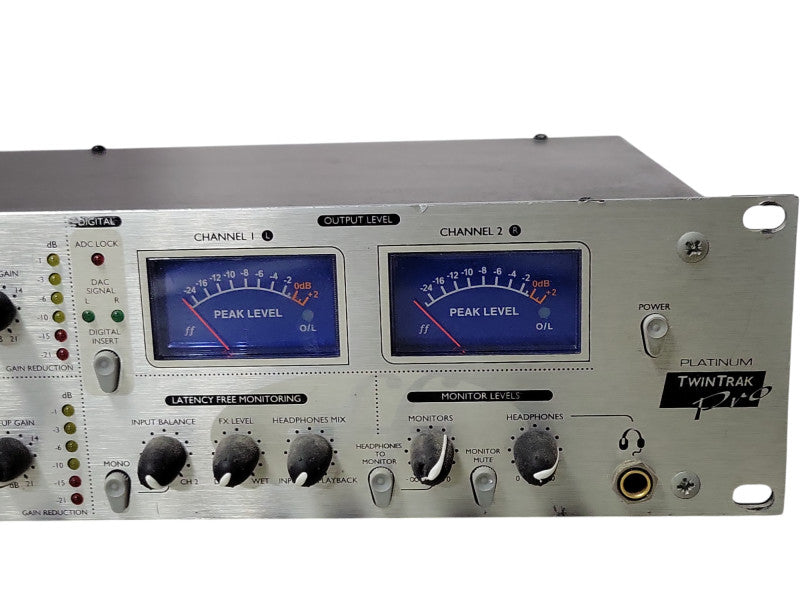 Focusrite Platinum Twintrak Pro Preamp/Channel Strip, READ _