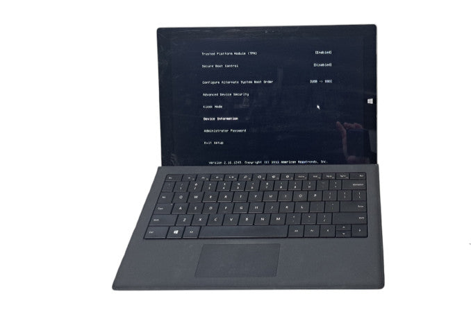 Microsoft Surface i5-4300U| 4GB RAM|120GB SSD|  READ