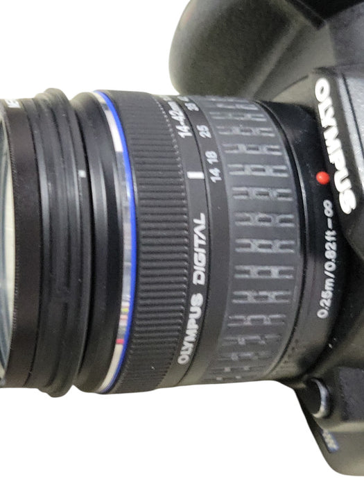 Olympus E-510 10MP with olympus digital 14-42mm 1:3.5-5.6 ED Lens, READ _