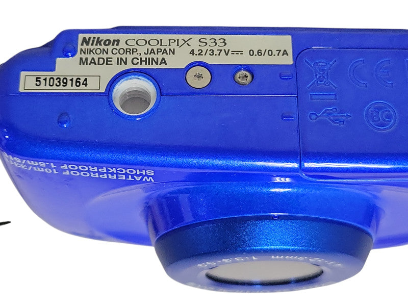 Nikon Coolpix S33 waterproof Digital Camera Blue, READ _