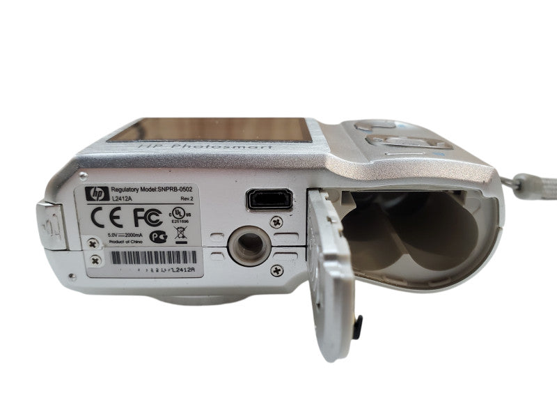 HP Photosmart M527 6.0MP Digital Camera - Model: SNPRB-0502