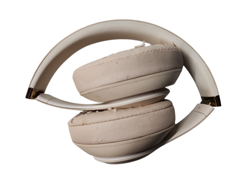Beats Studio3 Wireless Noise Cancelling Over-Ear Headphones