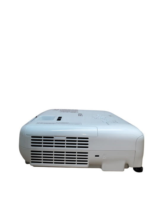 Epson LCD Projector HDMI model H552A LAMP HOURS - 483- TESTED AND WORKING