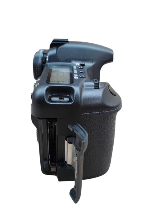 Canon EOS 30D DSLR Camera - Body Only *READ*