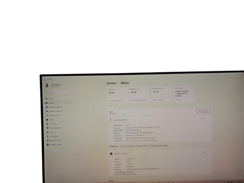 Lenovo ThinkCentre M720e SFF i5 -9400 @ 2.90GHZ 16GB DDR4 Ram θ