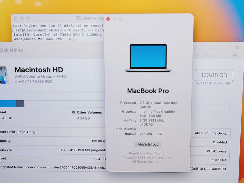 Apple Macbook Pro 2017 2-Core i5-7360U @ 2.3GHz 8GB DDR3 120GB SSD (