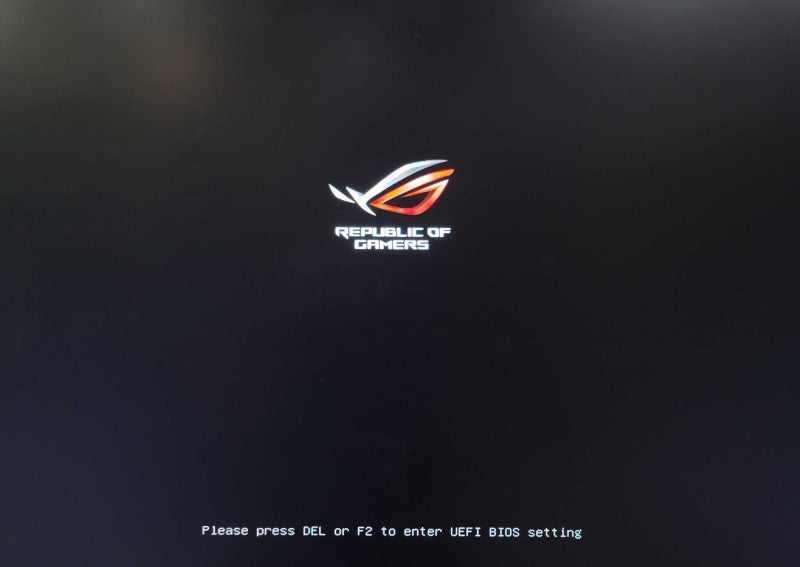 Custom/Republic of Gamers desktop PC, Core i7-6700K, 32GB DDR4, 480GB SSD _
