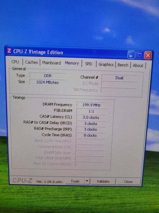 Intel Pentium 4 530 w/HT ASUS P5P800 1GB DDR 80GB HDD ATI 9600 PRO 450W PSU %