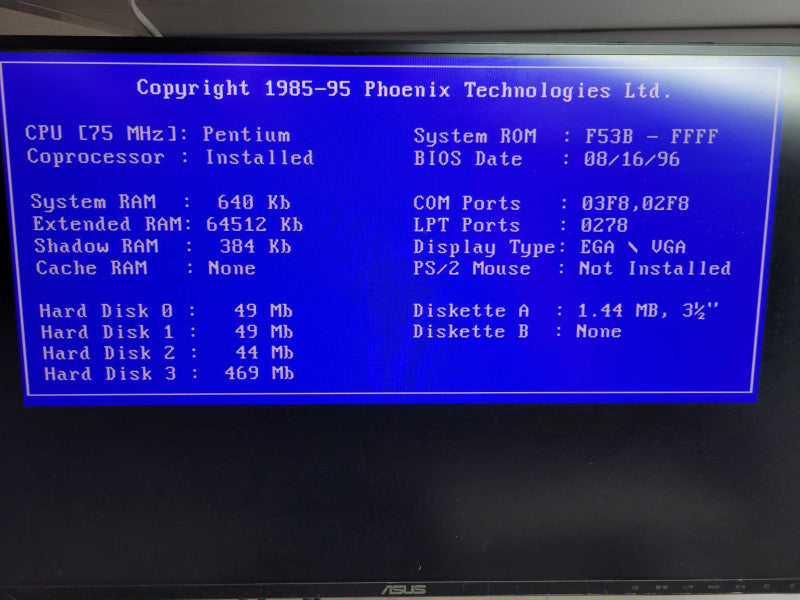 Vintage PC - Intel Pentium 75MHz 64MB RAM NO HDD (READ) %